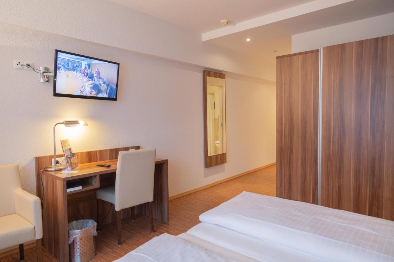 Das Ebertor - Hotel & Hostel Boppard Ngoại thất bức ảnh