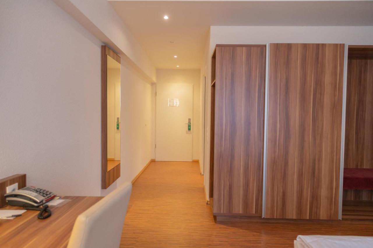 Das Ebertor - Hotel & Hostel Boppard Ngoại thất bức ảnh