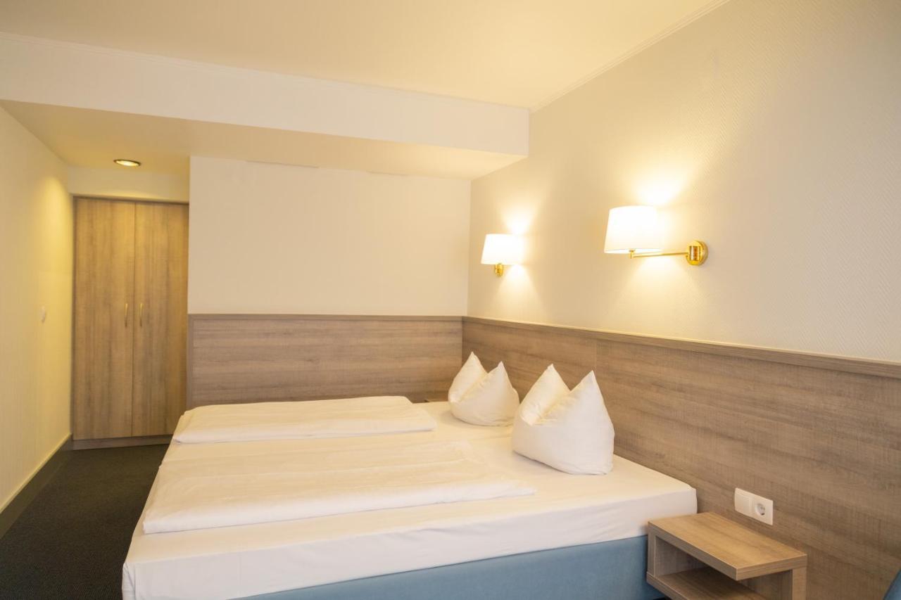 Das Ebertor - Hotel & Hostel Boppard Ngoại thất bức ảnh
